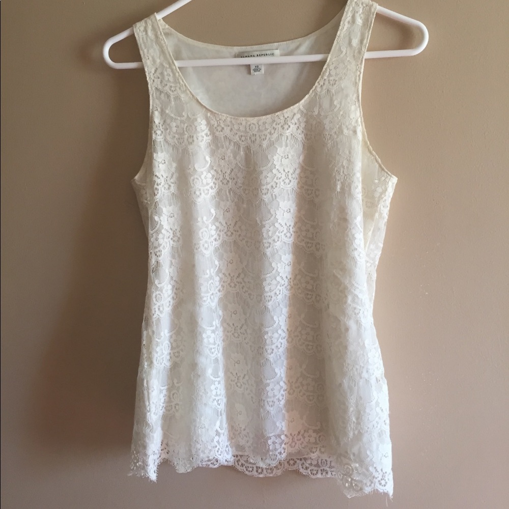 Banana Republic lace shell